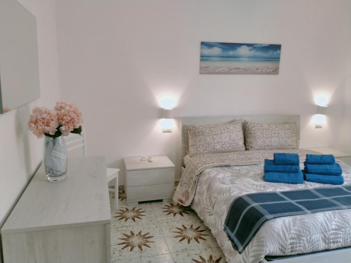Le Camelie Appartamento 보사 외부 사진